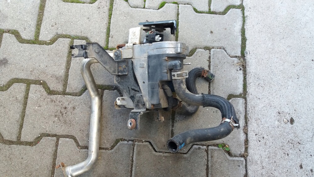 148735FA eberspacher hydronic ii d5z - h toyota dogrzewacz купить бу в  Санкт-Петербурге Z13917450 - iZAP24