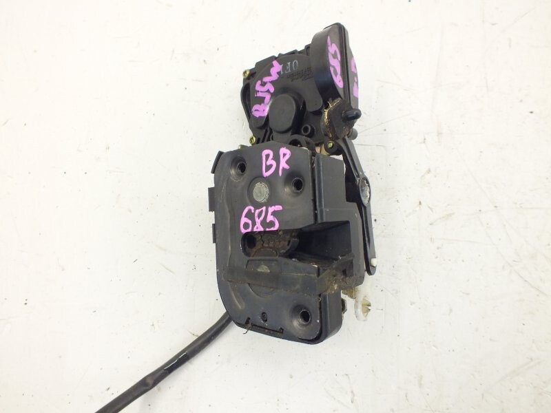 мазда фамилия замок двери. Mazda замок двери lh. накладка замка двери mazda familia. замок дверной задний левый мазда фамилия. мазда фамилия замок двери.