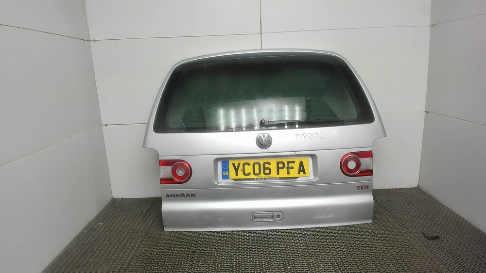 шаран 99 года. крышка багажника volkswagen sharan 1 поколения б/у. крышка багажника шаран. крышка багажника vw sharan. крышка багажника шаран.