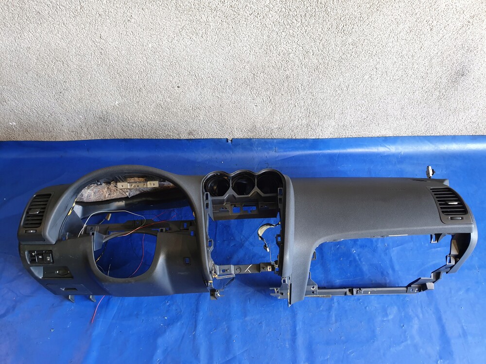 Приборная панель тойота виш. Панель пвх603-1. Панель приборов на шевроле авео т250 2008 года. Пересвет панели приборов авео т250. M5 e39 приборная панель.