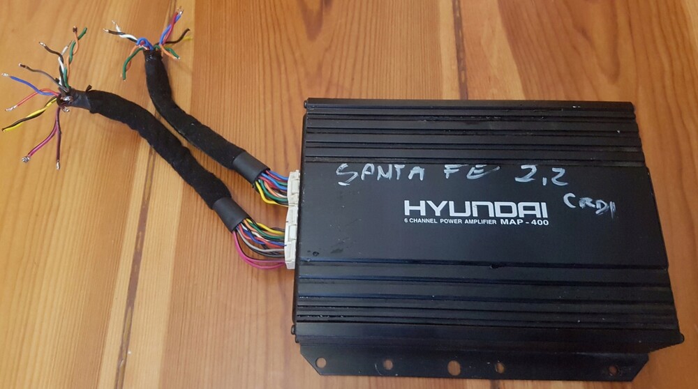 штатный усилитель хендай санта фе 2. усилитель для hyundai santa fe 2. усилитель hyundai 400. усилитель санта фе 3. Hyundai santa fe усилитель.