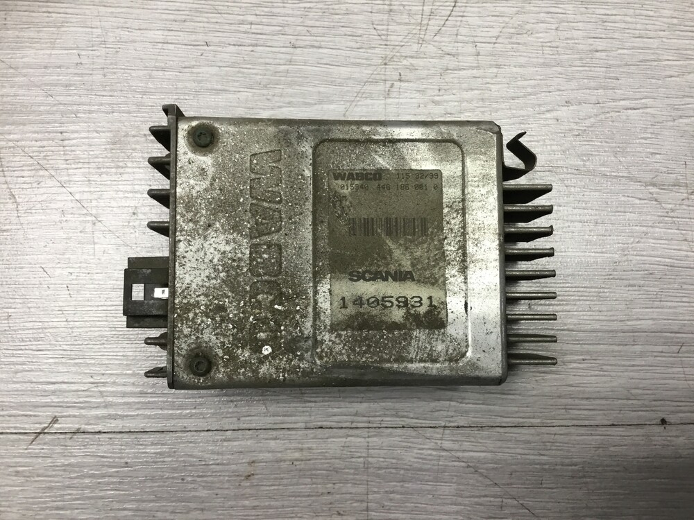 Блок abs volvo fh12. Блок управления tco скания g440. Abs 2065508 скания. Блок абс скания. Блок упр абс на scania.