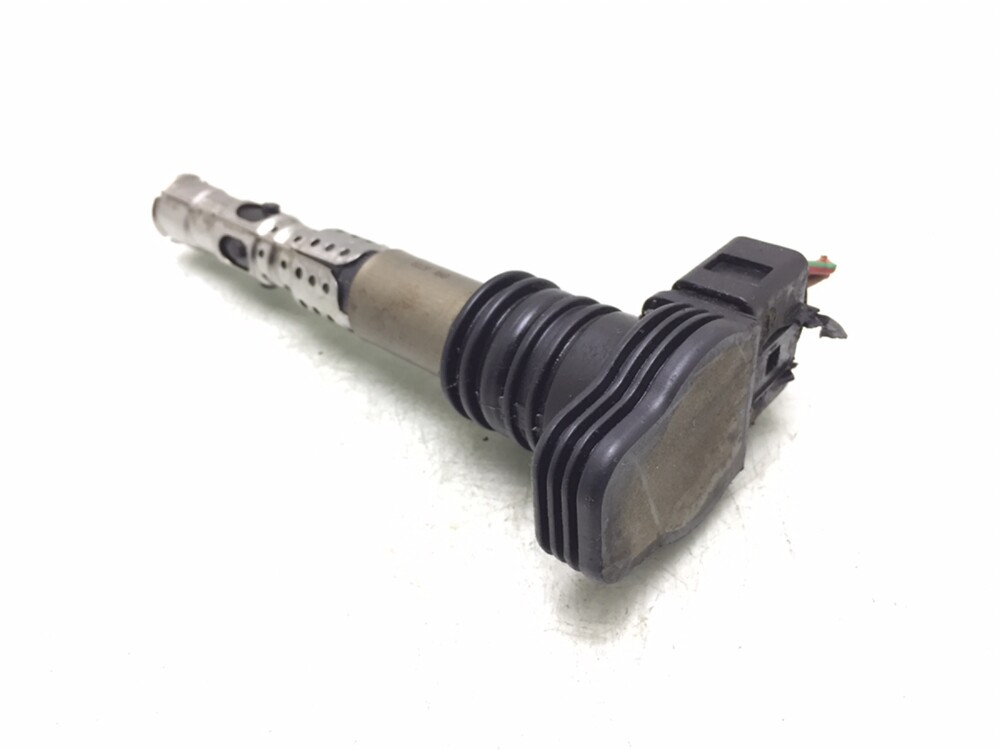 Катушка зажигания Audi A4 B6 2002 купить бу Z14780194 - iZAP24