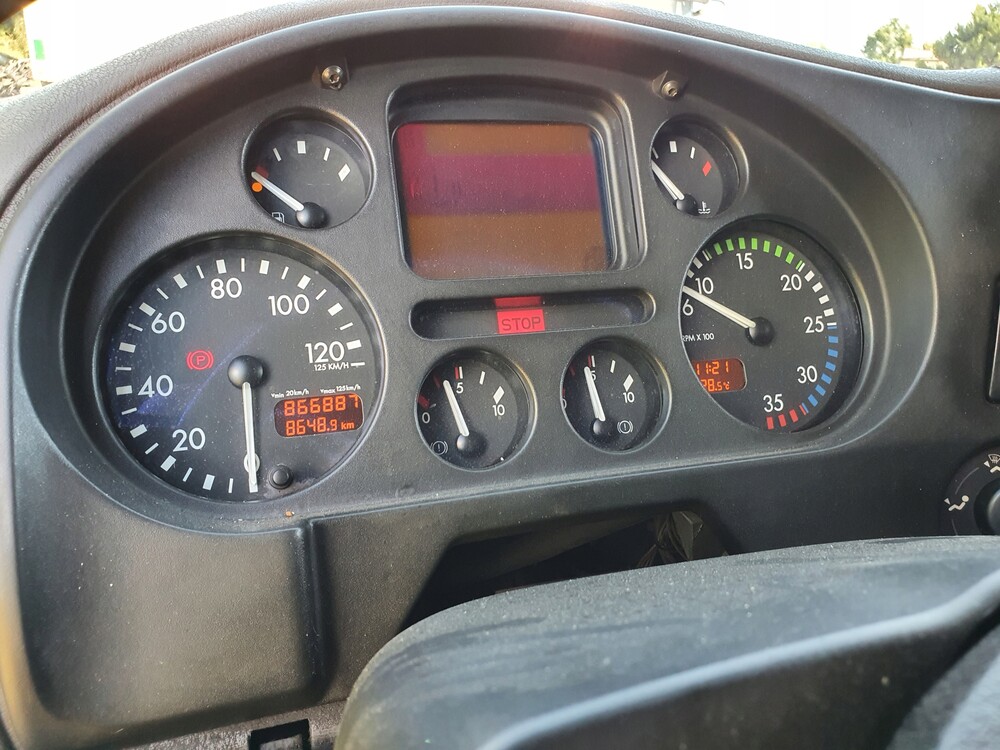 Часы даф. Жк дисплей даф 95. часы daf.