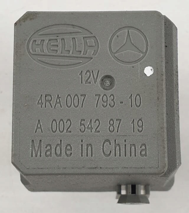 Реле mercedes. Mercedes-Benz a0025428719 реле. A0025428719. Реле на Мерседес 204 на коробку. A0025428719 HELLA.