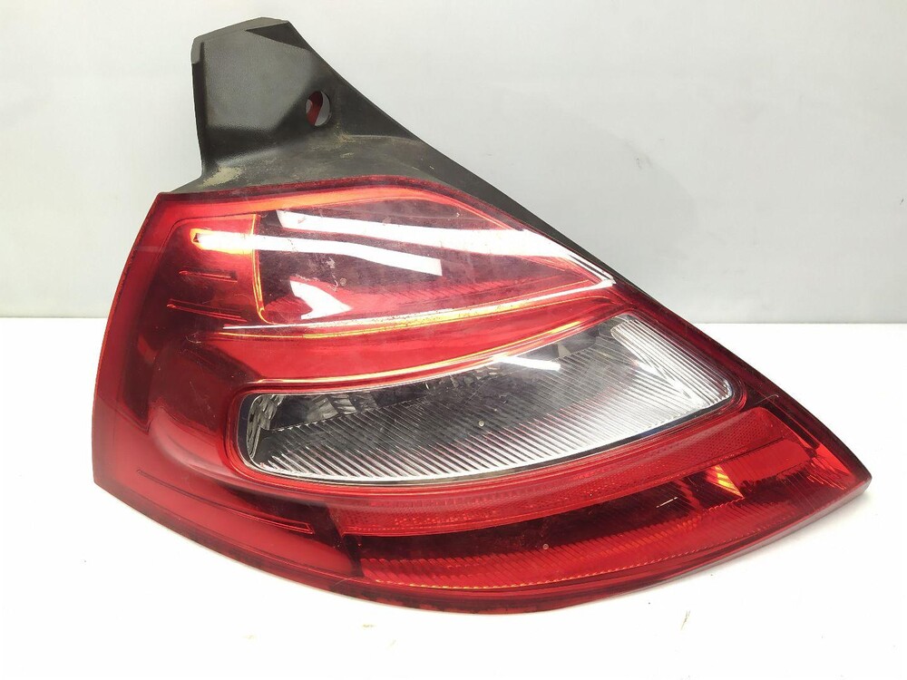 фонарь задний левый меган 2