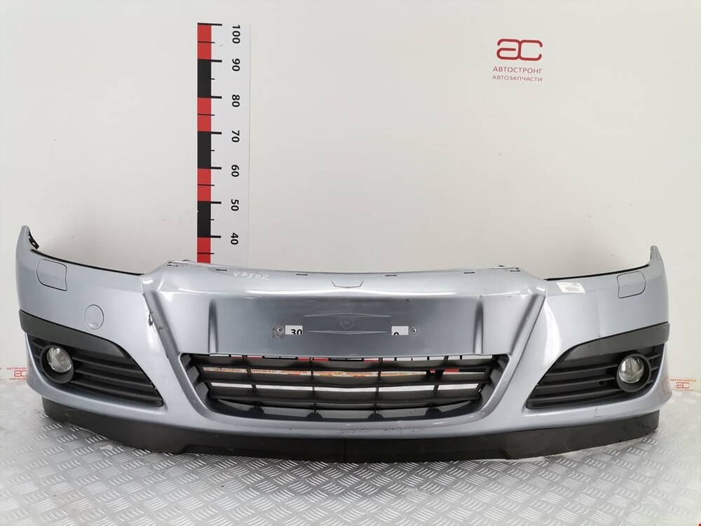 Жұлдыз жалаңаш ер адам жыпылықтайды Василиса Фролова - лесбиянка