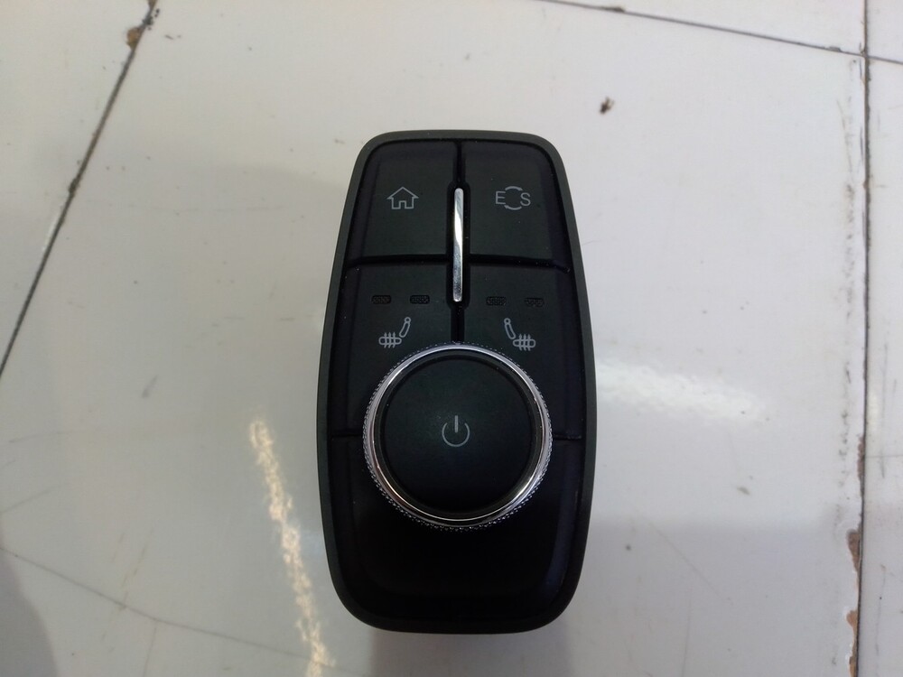 Кнопки чери тигго 4. Кнопка птф tiggo. Кнопка противотуманок chery tiggo. Чери тигго 7 про климат контроль. Кнопка chery tiggo 4.