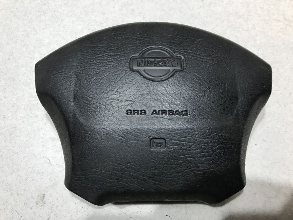 Airbag. Подушка руля ниссан. Заглушка руля ниссан ноут. 20b v20b. Сломались крепления подушки руля ниссан альмера н16 драйв2.