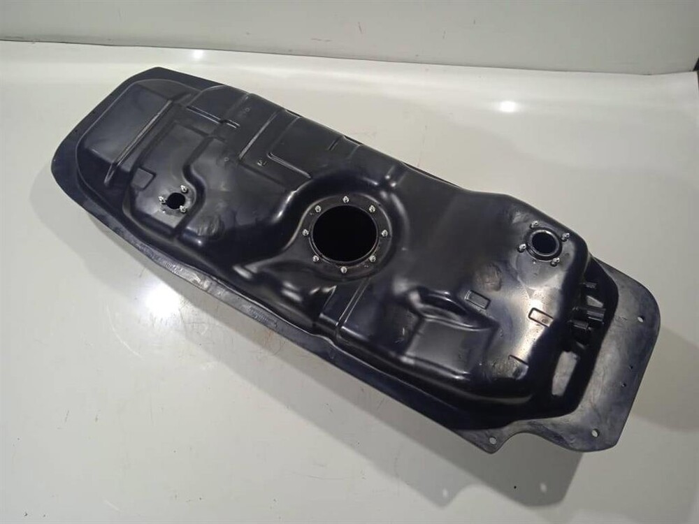 7 дизель. 7 дизель. Бак топливный рекстон 1 2. Пластиковый бак ссанг йонг рекстон 1. Бак рекстон 1.