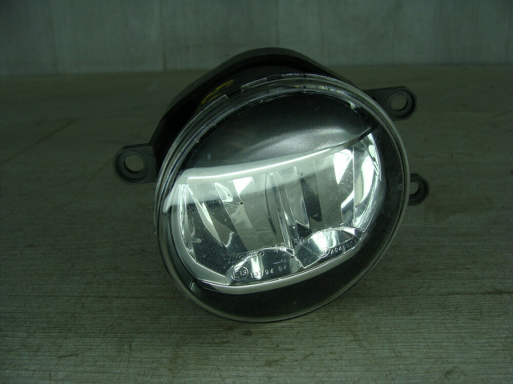 Птф тойота рав 4. Птф передние туманки рав 4. St2122088r. Противотуманные фары на тойота рав 4 2020. Птф тойота рав 4 2010.