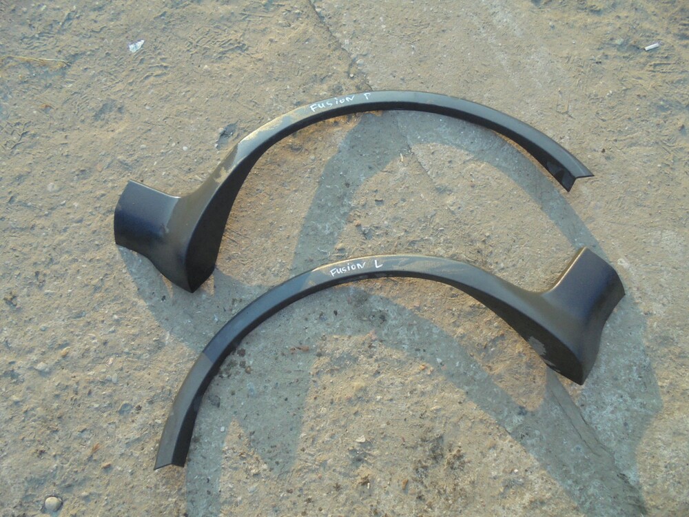 Nissan qashqai 2 накладка на передние крыло. молдинг переднего левого крыла опель мокка.