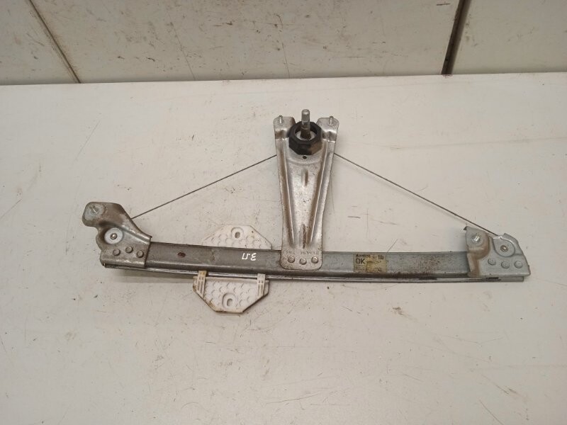 Стеклоподъёмник на рено логан 1. Электростеклоподъемник рено дастер 2016. Стеклоподъемник задний рено логан. Стеклоподъемник задний рено логан. Задние стеклоподъемники рено логан 1.