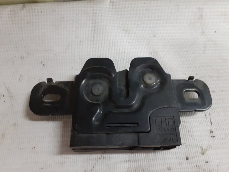 31298609 Замок капота Volvo S80 С80 2007-2012 купить бу в Санкт-Петербурге Z1601