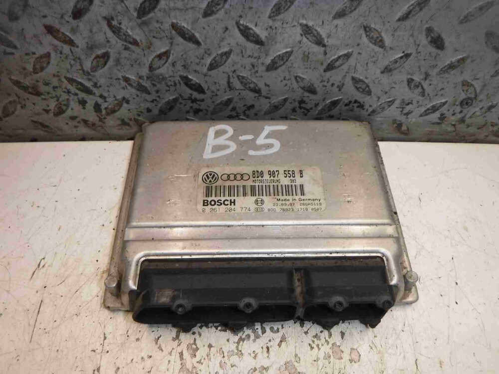 Блоки управления фольксваген кадди 2012. Крепление блока управления двс фольксваген гольф. Блок управления двигателем vw. Блок управления двигателем vw. Блок управления гольф 5.