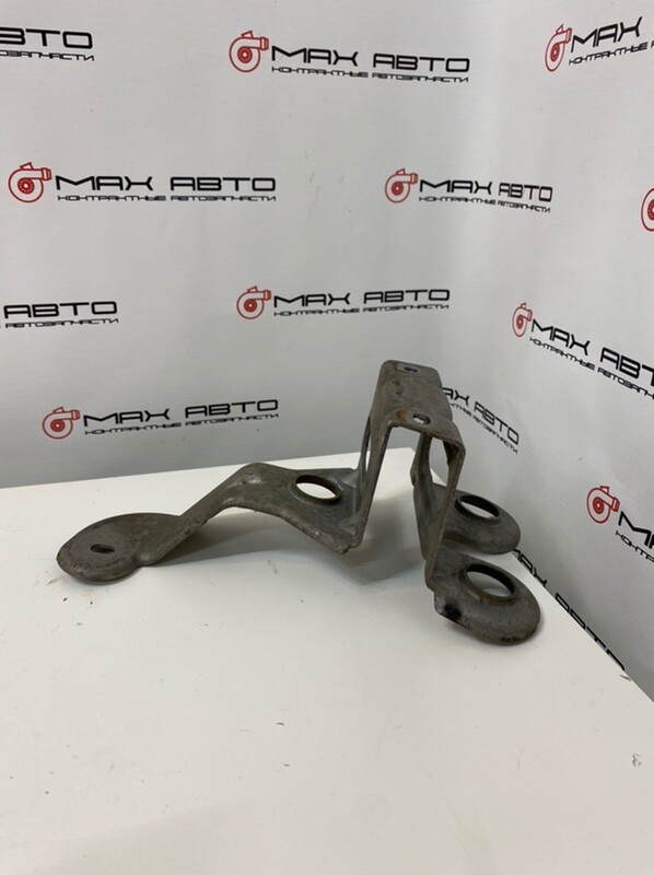 кронштейн датчика абс вольво fh12. кронштейн датчика abs volvo fh12. кронштейн крепления абс уаз патриот. держатель датчика abs 0318914610 / bpw. кронштейн датчика абс 2170 левый.