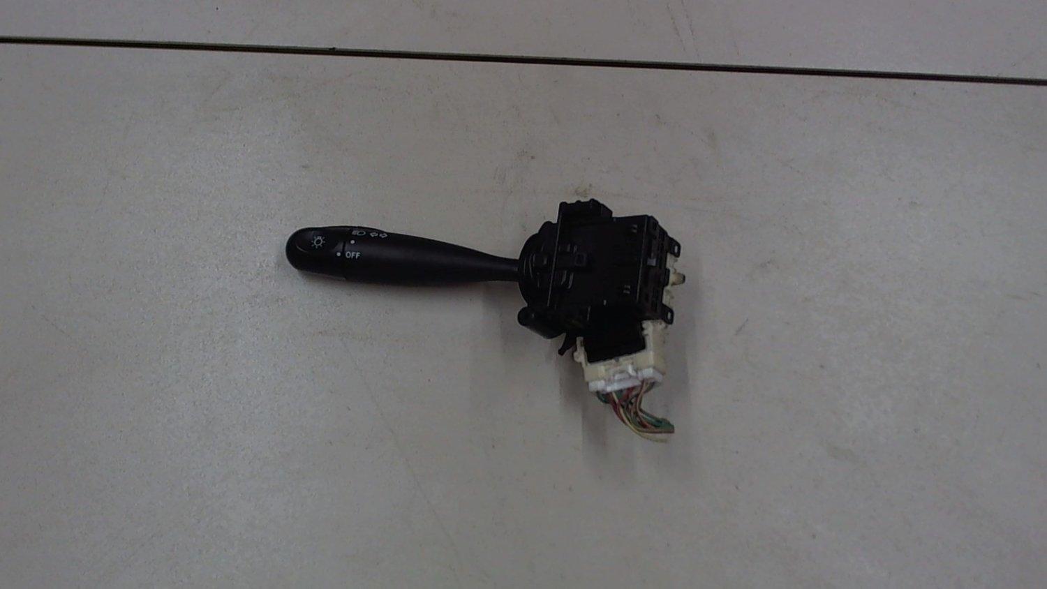 8414002170 Переключатель поворотов подрулевой toyota Matrix 2001-2008 купить бу
