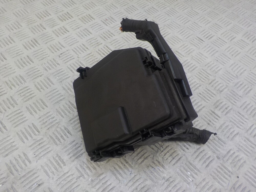 38250S02 Блок предохранителей под капотом Honda Civic 5D 2006-2012 38250SMGE02 к