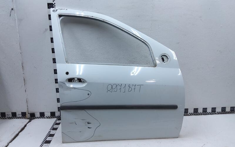 дверь задняя правая рено логан. двери от рено логан 2005. дверь задняя правая логан 2. Renault logan 2007 дверь передняя правая. 4 купить двери б/у подмосковье.