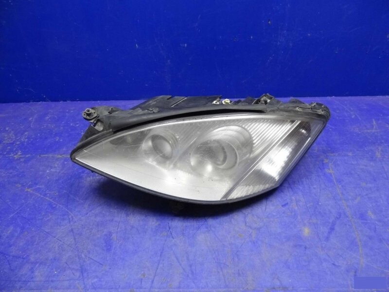 Фары на 221. Правая фара рестайлинг 221 мерседес. Фара на мерседес 221. Avg 35 10 012 2 фара с класс. Фары рестайлинг на спринтере.