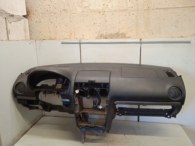 Купить Торпедо Мазда 2 2015 Года