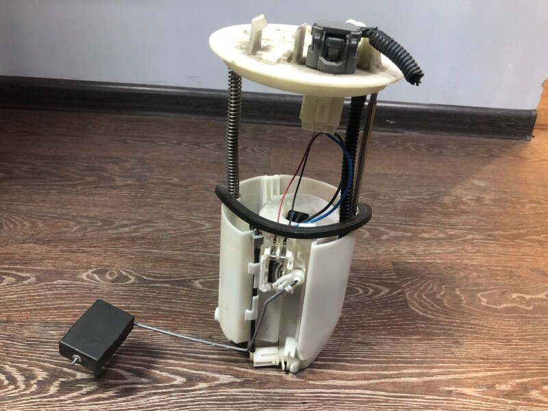 топливный насос asx 1. топливный насос для авто мицубиси асх. бензонасос митсубиси асх 1. 8. 6.