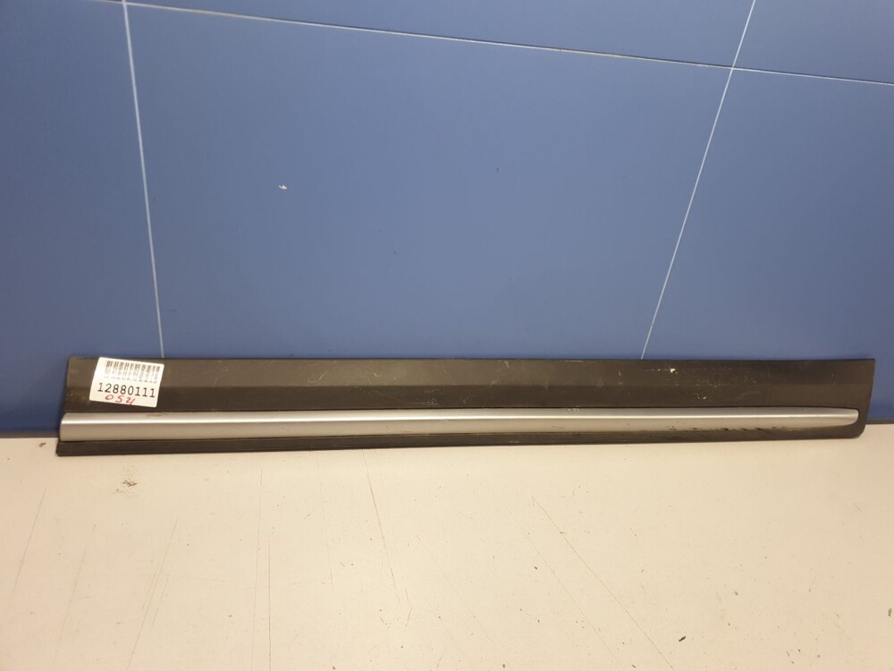 Стекло заднее джили атлас. Молдинги geely atlas. Geely atlas 2021 молдинг двери задней левой. Молдинг задней двери джили тугела. Молдинги geely atlas.