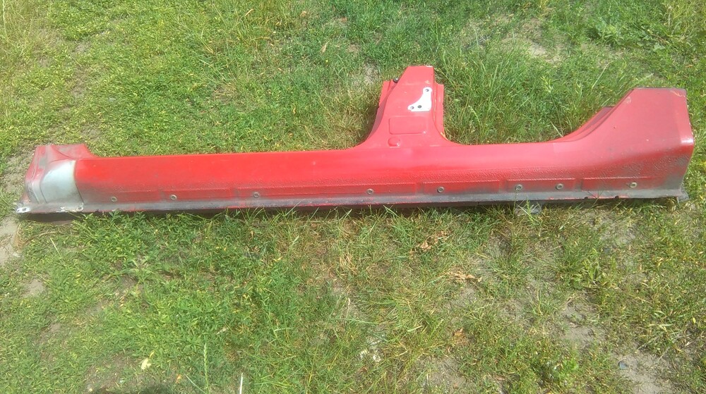 Левый порог mitsubishi colt 4. Mitsubishi colt пороги. Пороги митсубиси кольт. Пороги на mitsubishi colt 1999. Colt z34.