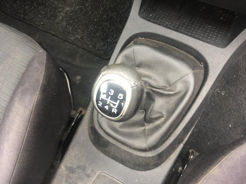 Как снять ручку кпп mitsubishi carisma рукоятка чехол mitsubishi carisma рестайлинг 99 - 04 1.8 gd купить бу Z17720218 