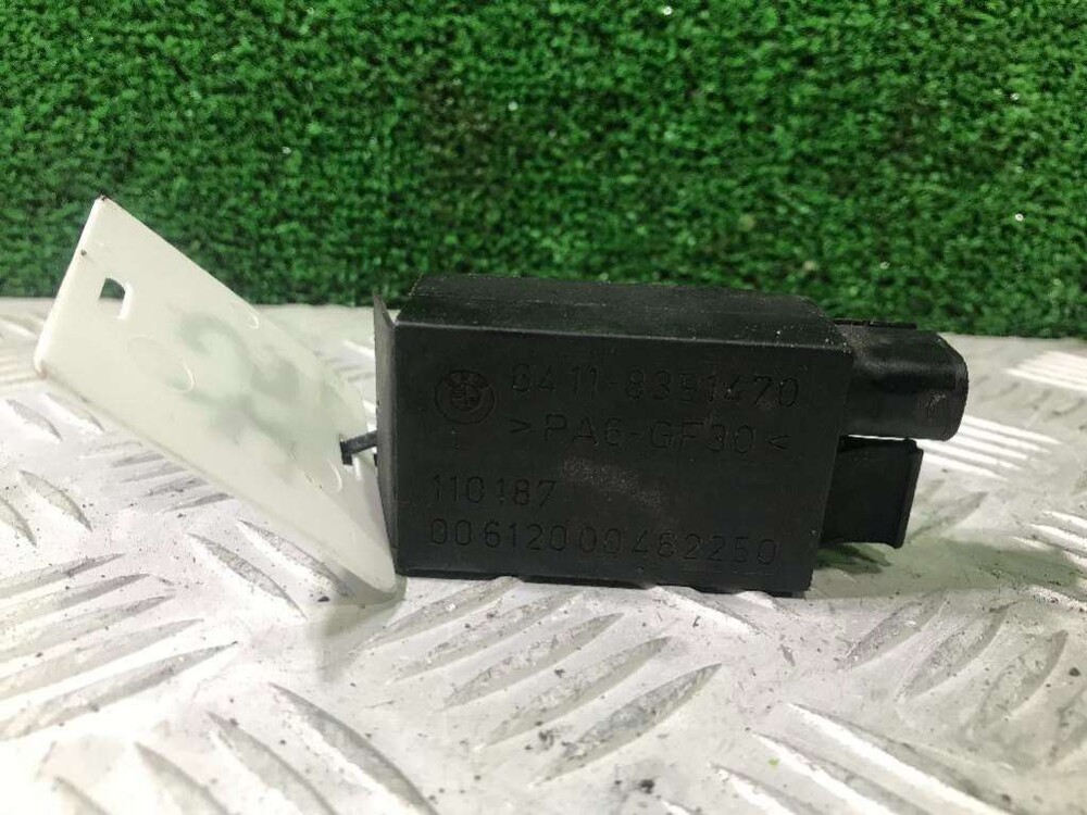 6411 8391470 bmw для чего он нужен