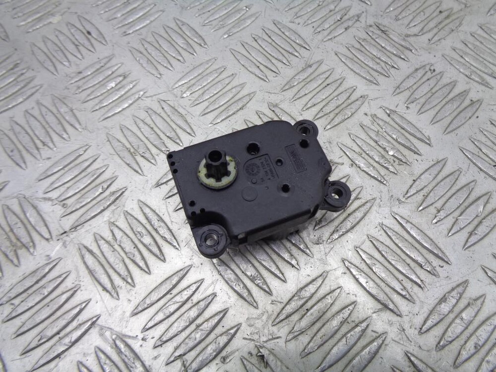 Corsa В Как снять тягу заслонки ножных колодцев Opel Corsa - Форум AutoPeople