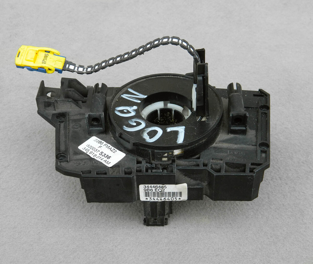 145. Шлейф подрулевой рено логан артикул. Подрулевой шлейф рено логан 2. Подрулевой шлейф логан 2015г. Подрулевой шлейф логан 2015г.