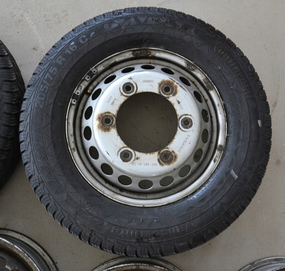 Шины на мерседес спринтер континенталь 235 65 r16. Резина мерседес спринтер р15. Мерседес спринтер l2h2 габариты. Спринтер 906 кузов габариты. Мерседес спринтер 906 размер шин.