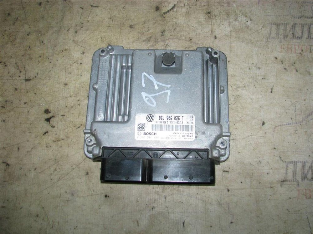 0 180. 04e907309bq. Блок управления двигателем тигуан. Блок управления двигателем vw tiguan где находится. Блок управления двигателем тигуан.