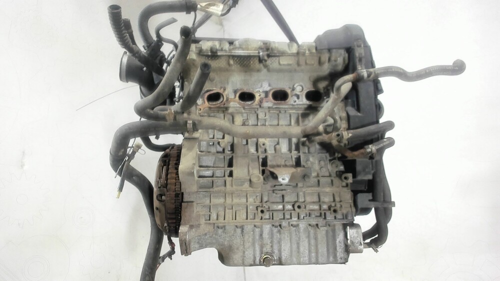 Мотор вольво s40. Номер двигателя volvo s40 2. Мотор вольво s40 1998-2000. Мотор вольво s40. Volvo s40 1999.