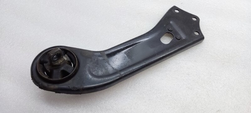 Хендай крета рычаг задней подвески продольный. 55270-3z000. 55270h3100. 55270h3100. 5uxty5c08m9h55270.