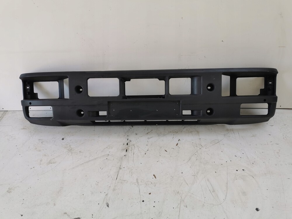 Бампер ивеко. Бампер передний ивеко еврокарго 504281895. 5801690583 бампер iveco. Бампер передний ивеко стралис. Передний бампер ивеко еврокарго 120.