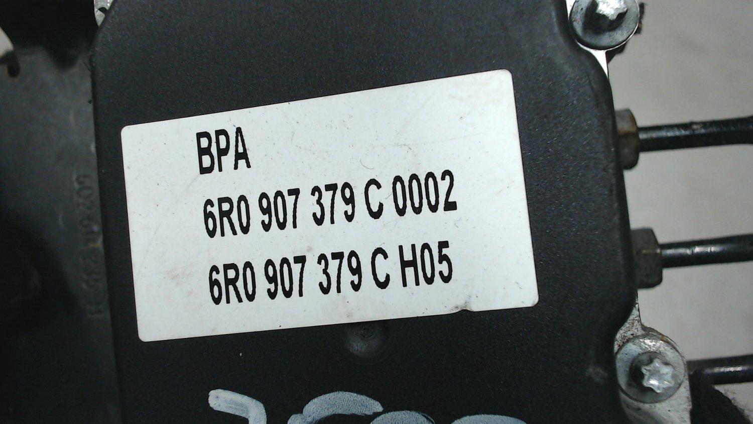 6R0907379C Блок АБС, насос (ABS, ESP, ASR) Skoda Fabia 2007-2010 2008
