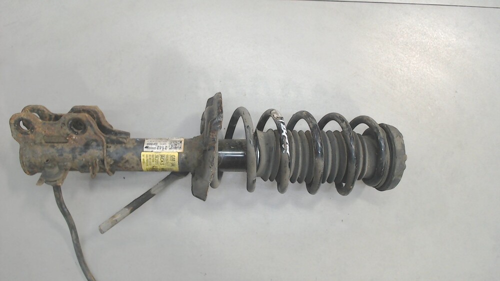 Передняя пружина на опель мокка. Стойка опель мокка передняя. Опель мокка передние амортизаторы. Опель мокка передние амортизаторы. Стойка опель мокка передняя.