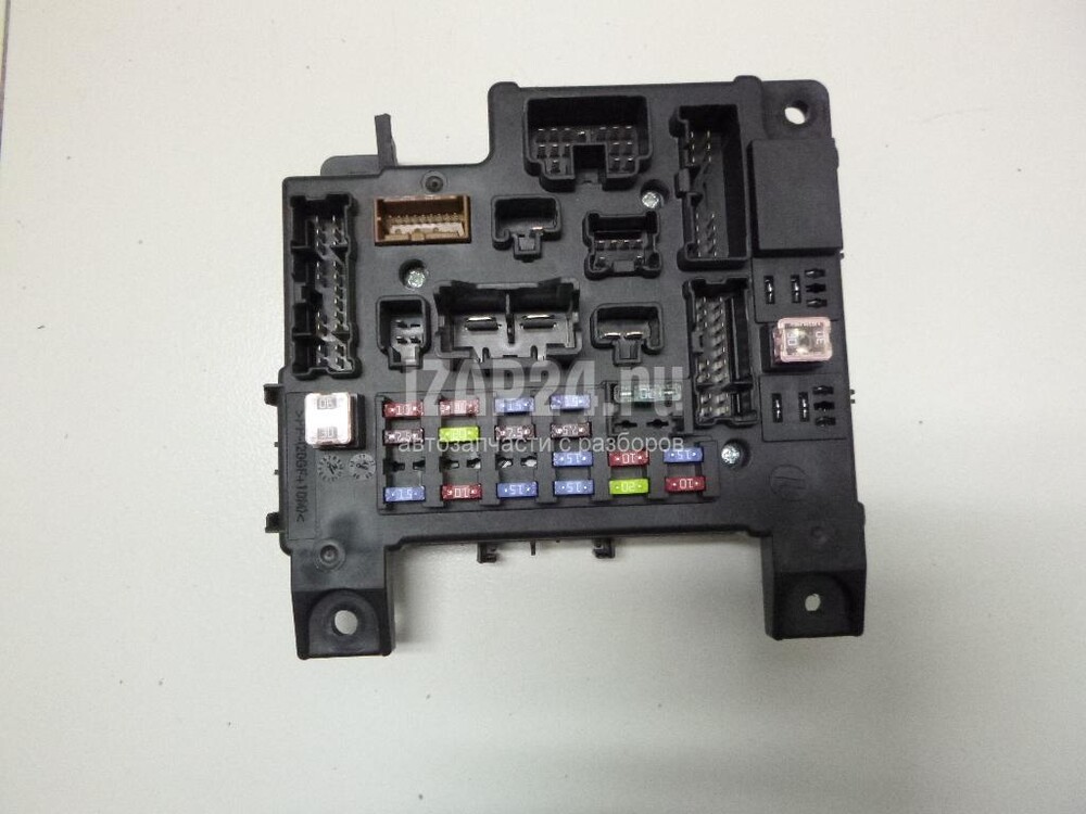 Предохранители mitsubishi. 8637a562 Паджеро 4