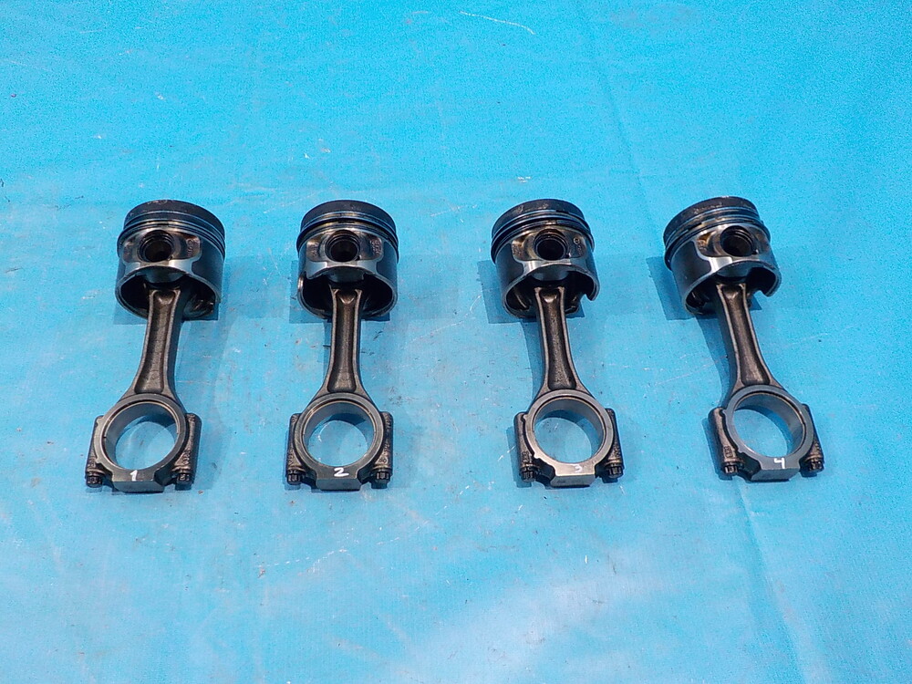 Поршень f16d3. 4m50-tlu3g поршень 113. шатуны ауди. s4s поршень. шатуны с поршнями 1,2,3,4 двигателя ямз-236.