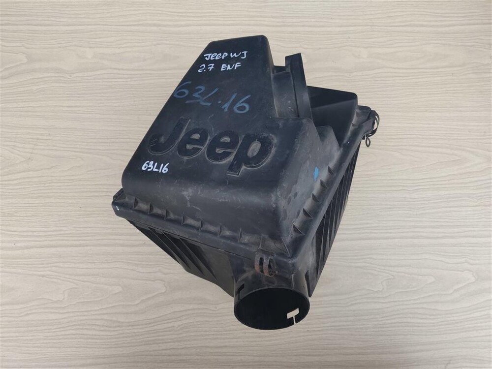 Корпус воздушного фильтра zj jeep. Женщина с корзиной продуктов. 5013465. 5013465. Маски из керамики.