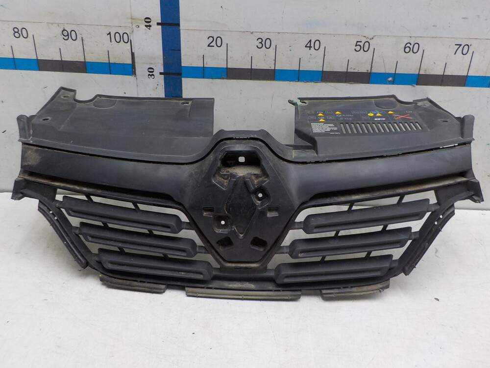 Решетка Радиатора Рено Сандеро 1 Купить