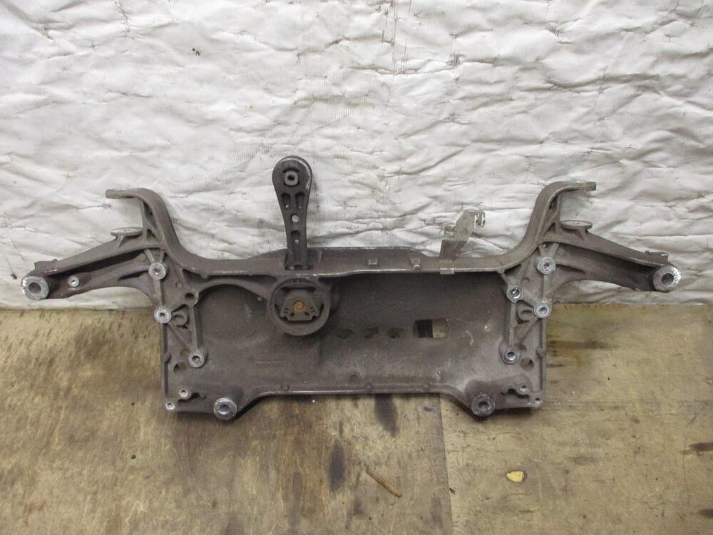 Передняя подвеска vw tiguan 2. Подрамник тигуан 1. 4 передний привод. Подрамник на tiguan 2011 год. Передняя подвеска vw tiguan 2.