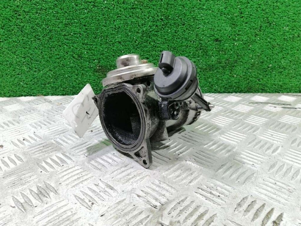 Егр туарег. 070128073. Крышка датчика фаз volvo 5244s 9186812. Туарег 3. Клапан егр туарег дизель.