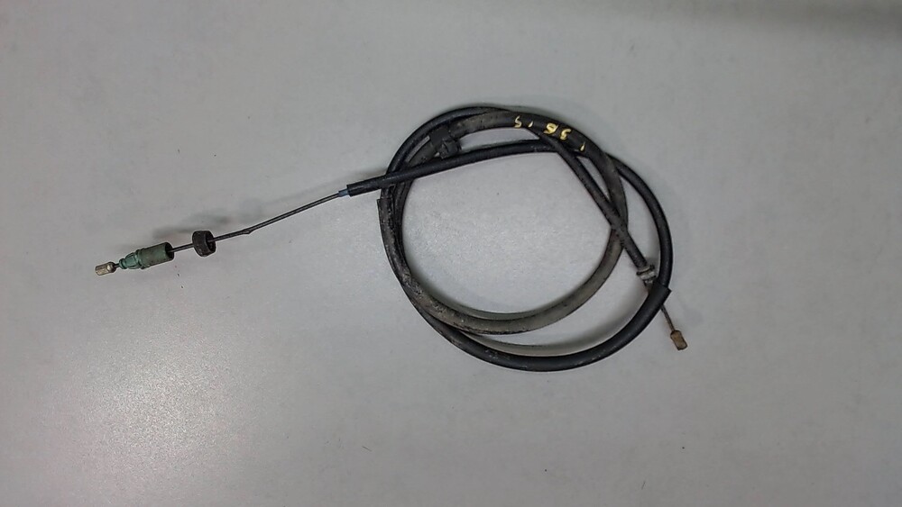 Трос ручника фольксваген поло. Polo трос ручника. Polo трос ручника. Крепеж троса ручника vw t4. 701711476.