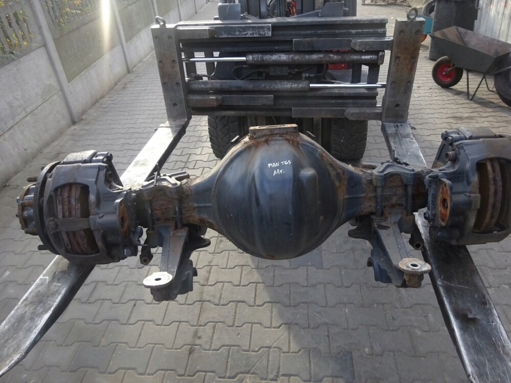 Мост ман тгс. Мост man TGS 440. Задний мост ман ТГС. Передний мост ман ТГС. Передний мост ман ТГЛ.