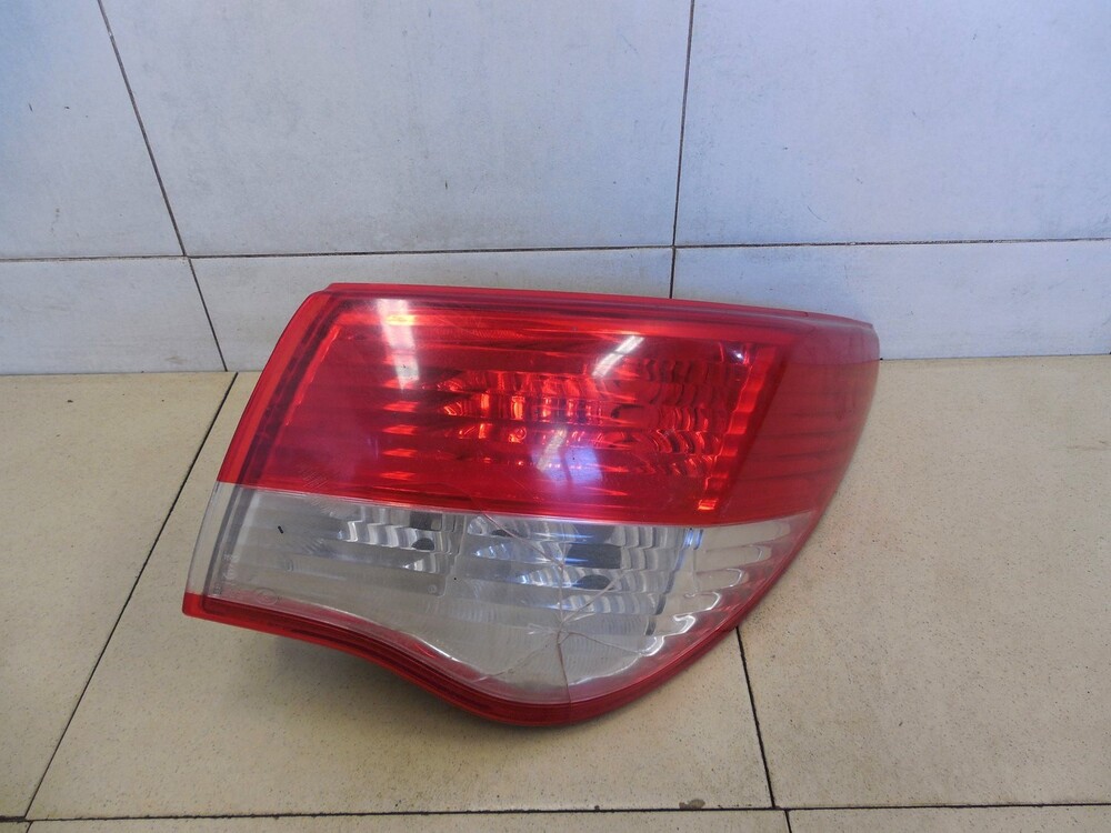 Клипса заднего фонаря ниссан альмера g15. Задний фонарь альмера g15. Альмера г15 задние фонари. Задний фонарь ниссан альмера g15. Задние фонари ниссан альмера g15.