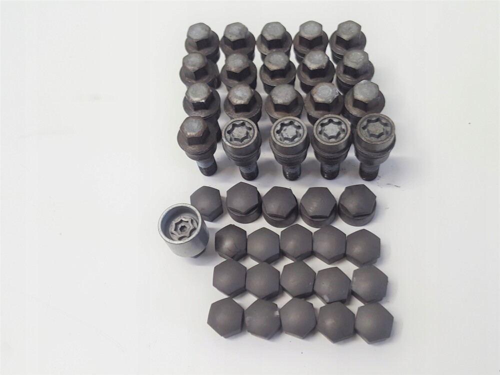 Колпачки болтов audi. 4m0 601 173 b. 321601173a колпачок колёсного болта. Колпачки на колесные болты 19 hyundai. 4l0 601 173.