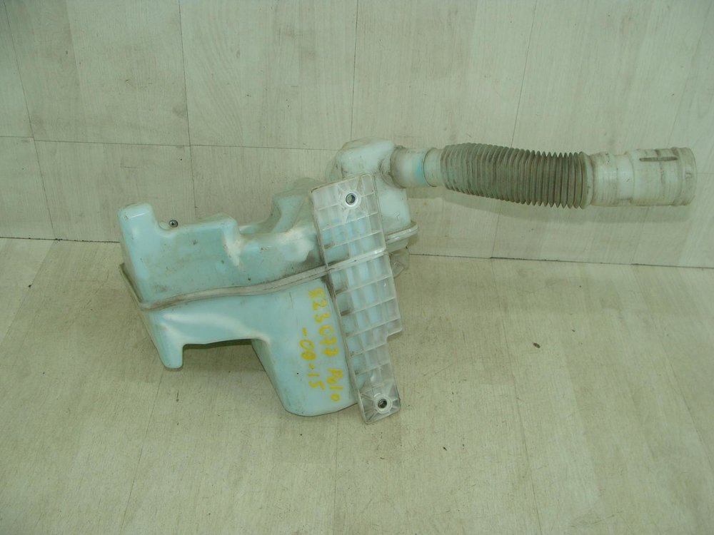 6R0955453H Бачок омывателя Volkswagen Polo (Sed RUS) 2011- купить бу Z28477096 -